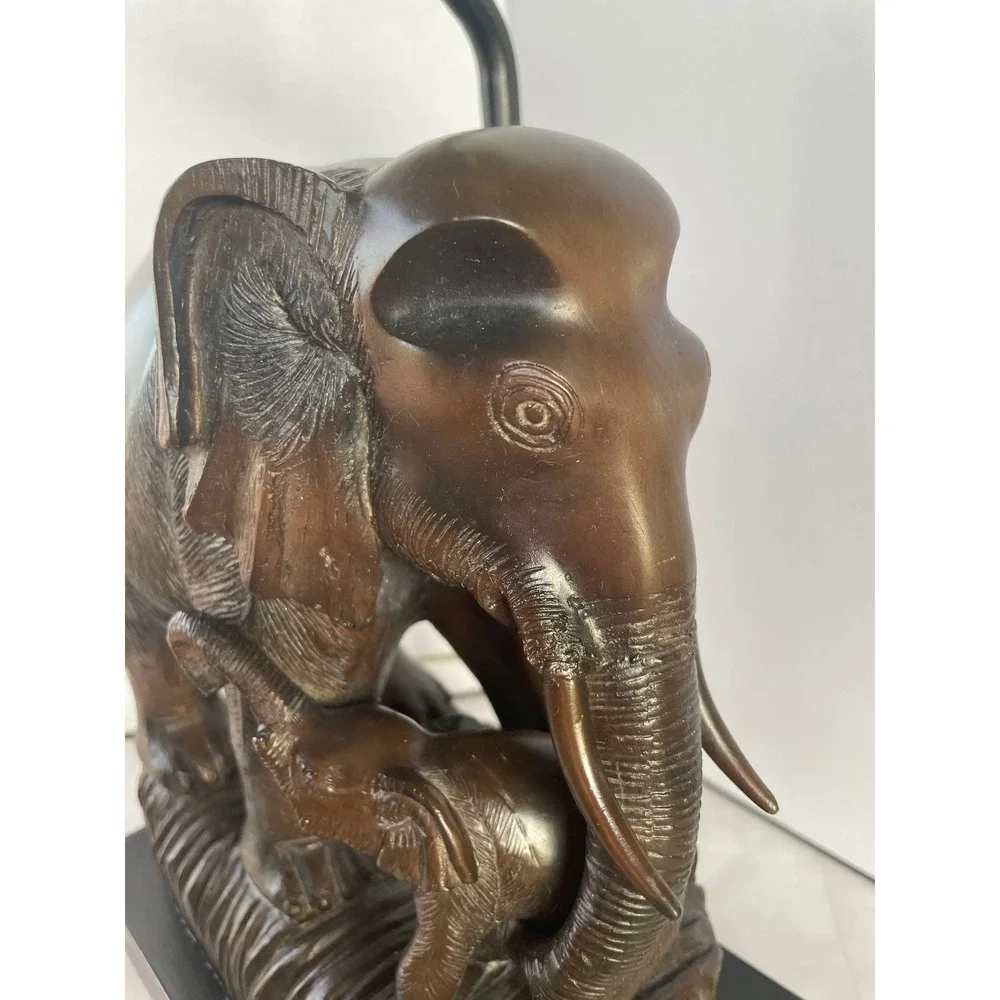 Vintage Mid-Century Bronze‎ Style Mother and Baby Elephant Sculptural Table Lamp